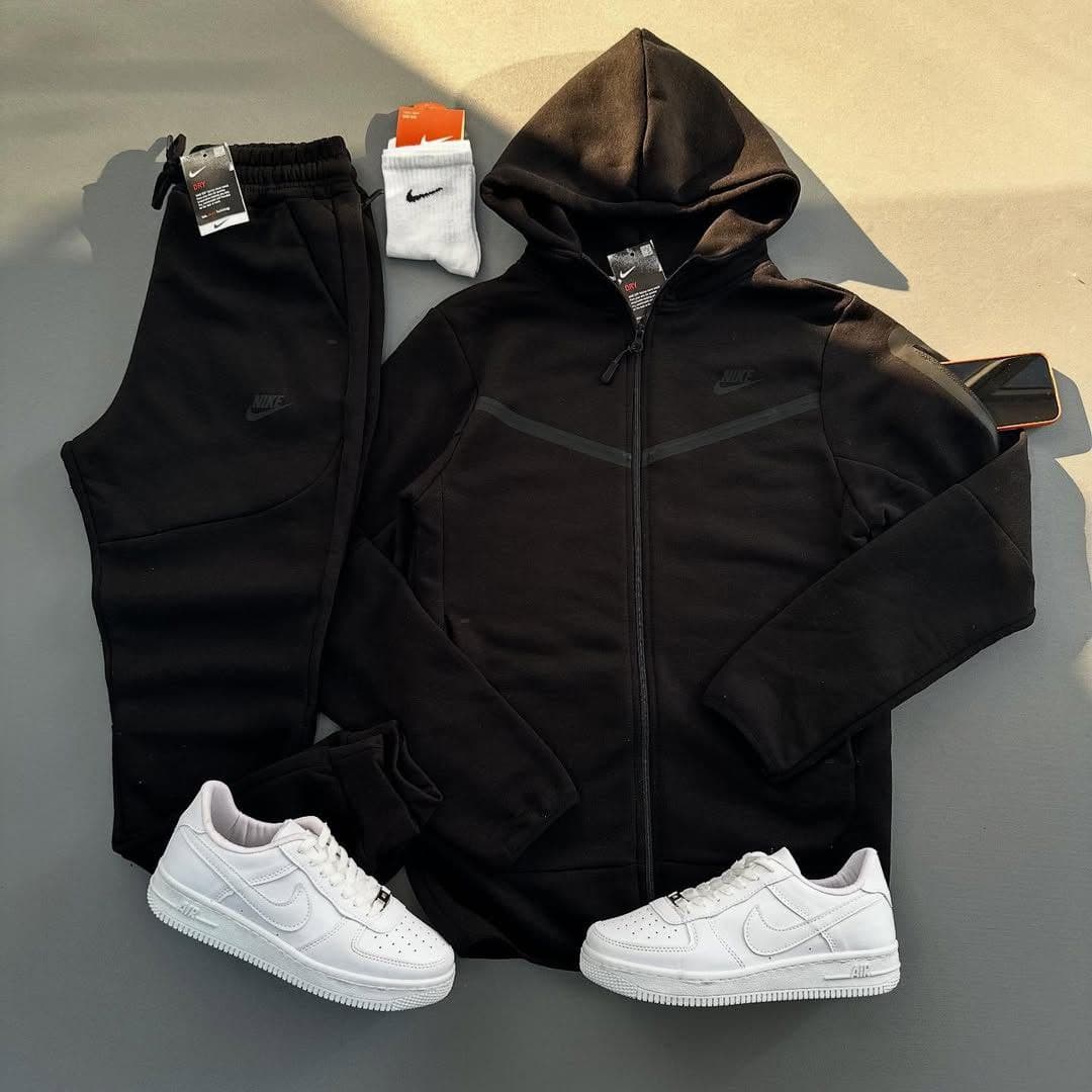 nike tech fleece